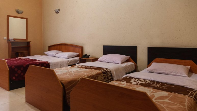 اتاق چهار تخته هتل همام اصفهان